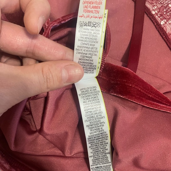 NWT M&S Red Velvet Lace Tank Top - Picture 6 of 8